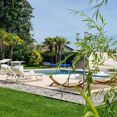 Casakadd002luxuryheated Pool Garden Patio Barbeque Cive